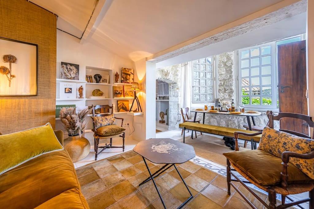 Le Balcon Du Prince Noir Ле Бо дьо Прованс Екстериор снимка